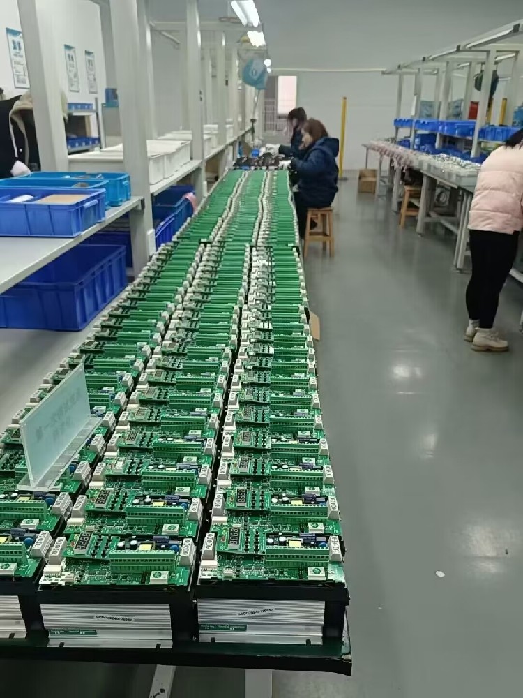 电力调解器在运行时最大电流逐步降低是为什么？？？？？