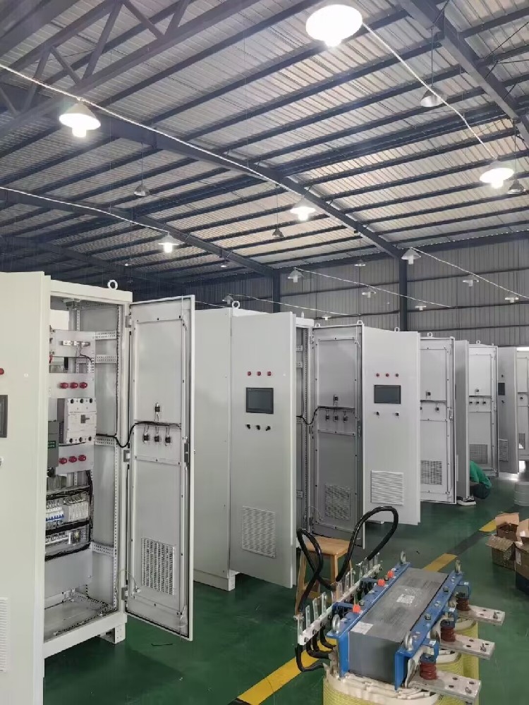 三相电力调解器带变压器输出不平衡是什么缘故原由？？？？？