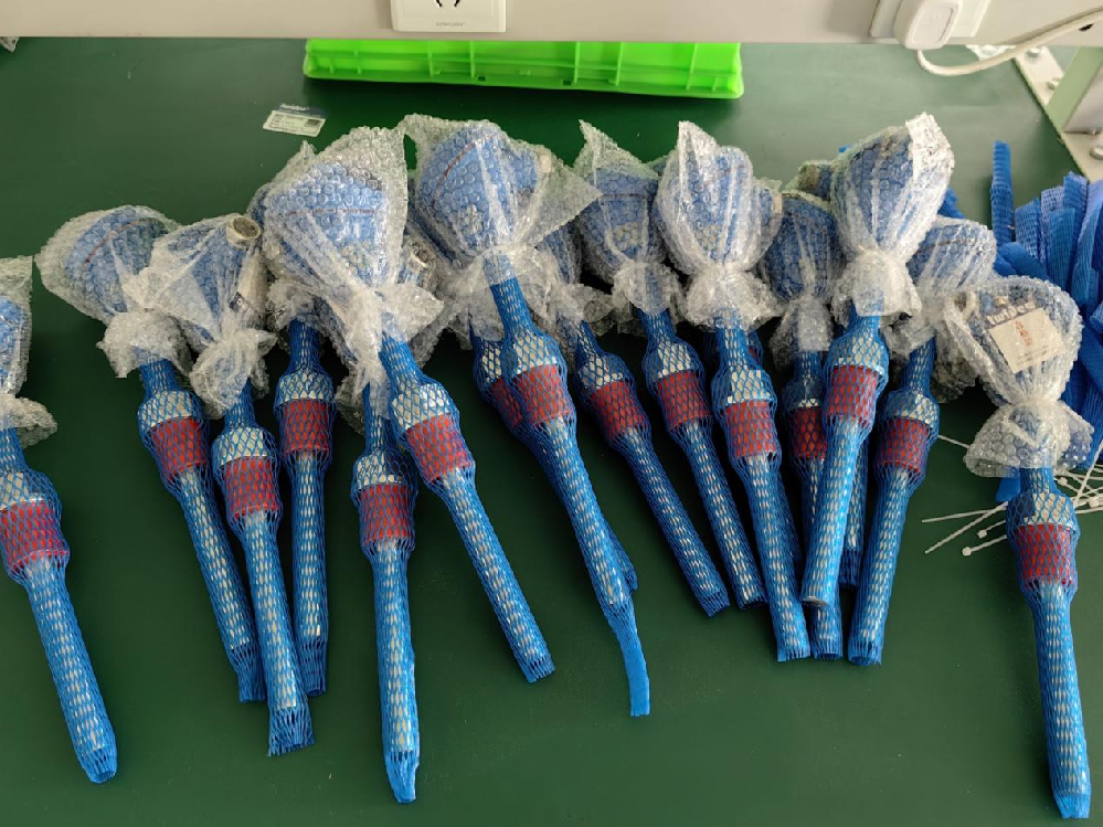 苏州南宫娱乐与上海新硕乐成告竣相助，，，，，，助力注塑行业生产