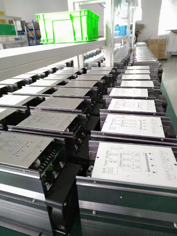 电力调解器的主要作用是什么？？？