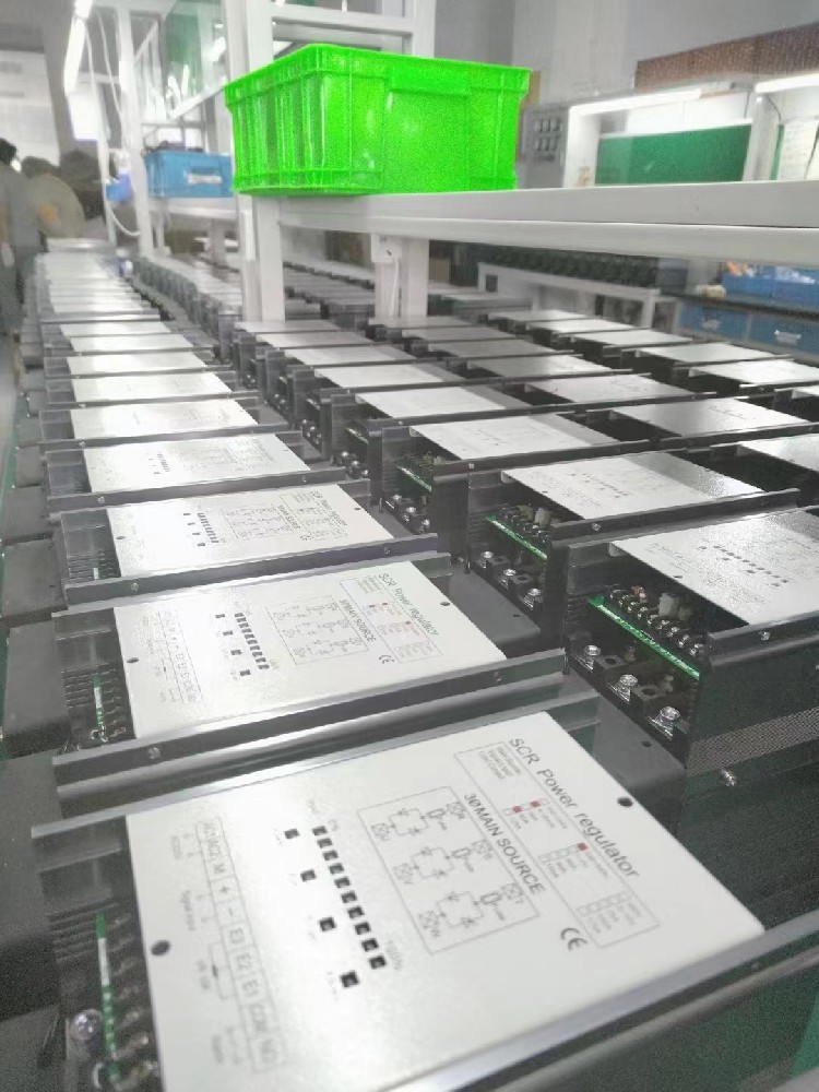 电力调解器的控制算法对其动态响应性能有多大的提升作用？？？？？