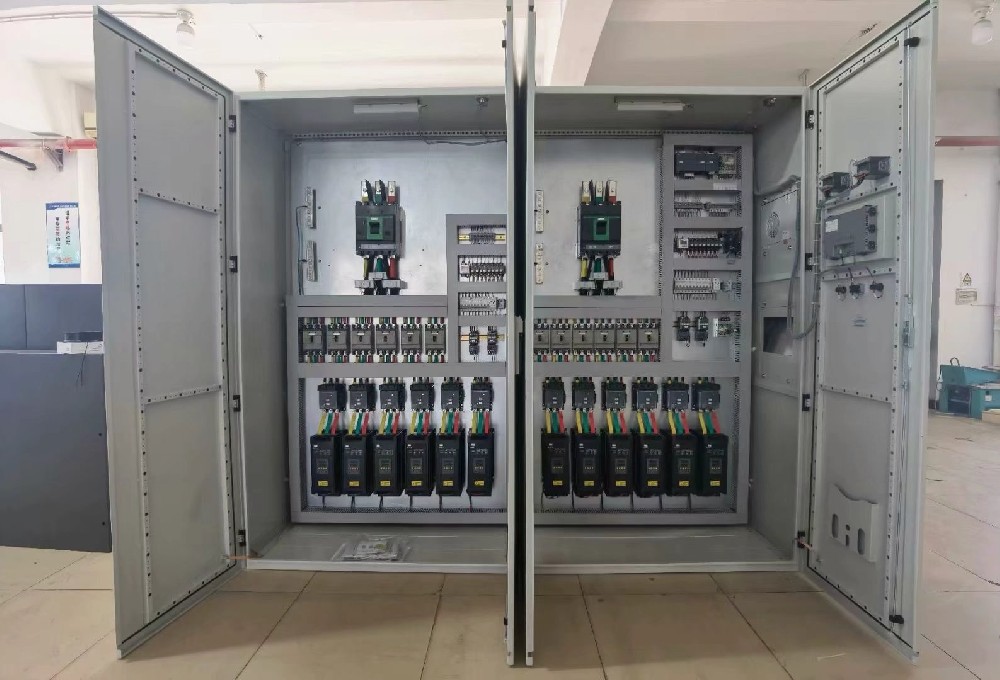 不小心将电力调解器的外壳损坏，，，自行替换外壳会不会影响装备的防护品级和正常使用？？？？？？？