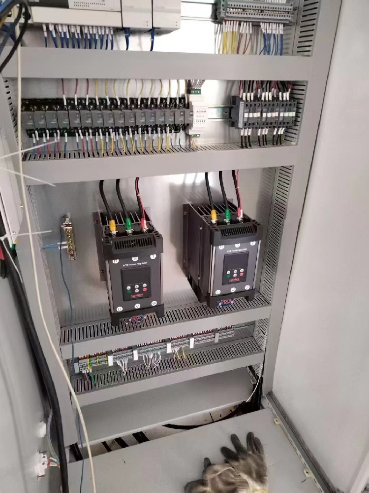 电力调解器在运行中误触紧迫阻止按钮，，，，，恢复正常运行需要举行哪些操作和检查？？？？