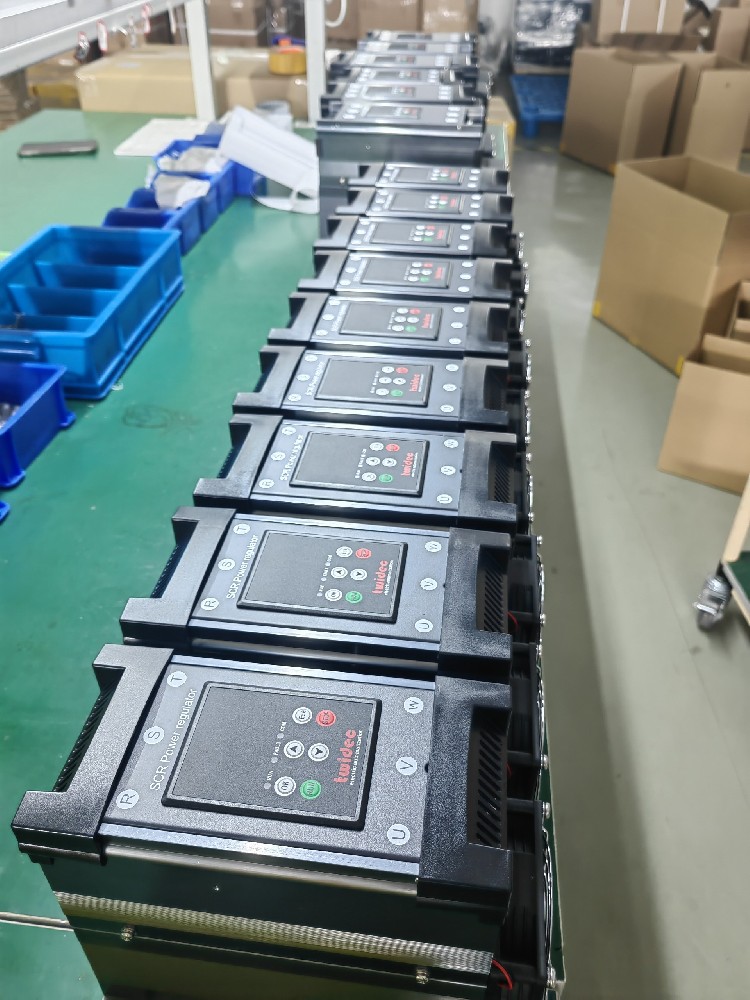 工业烘箱控温：0.1℃之差怎样决议产品生死？？？？